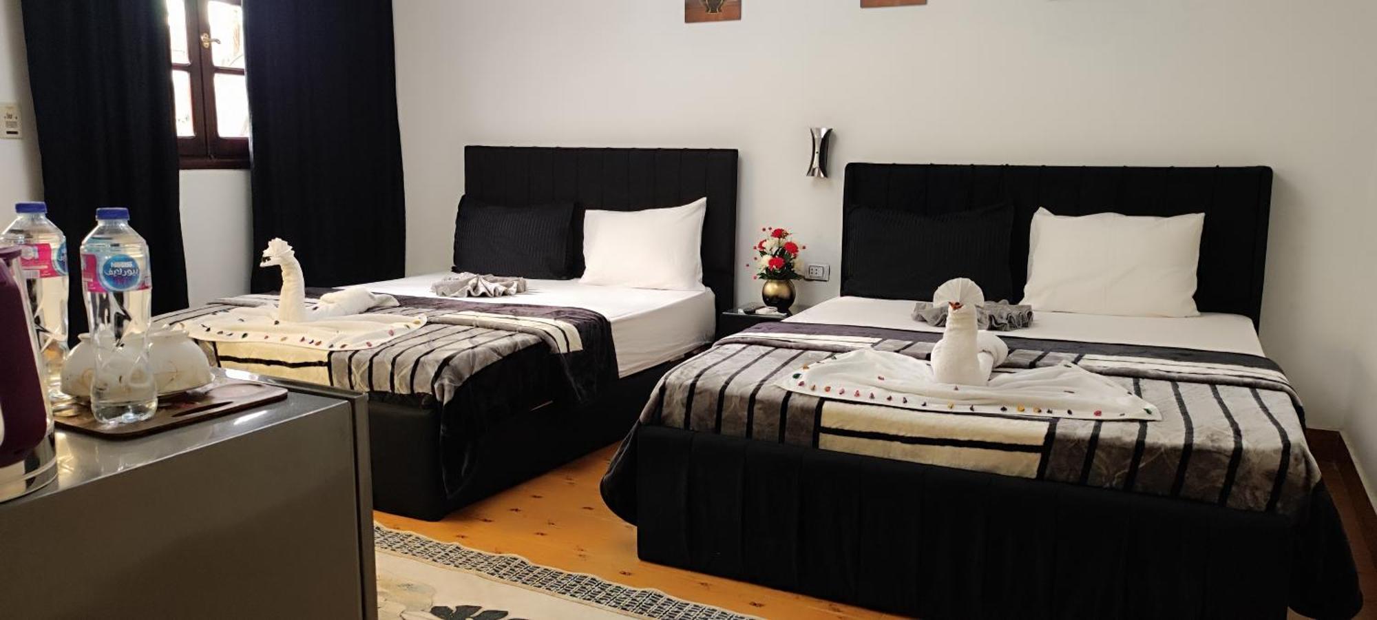 Pyramids Kingdom - Guest House Kafrat al Jabal Экстерьер фото
