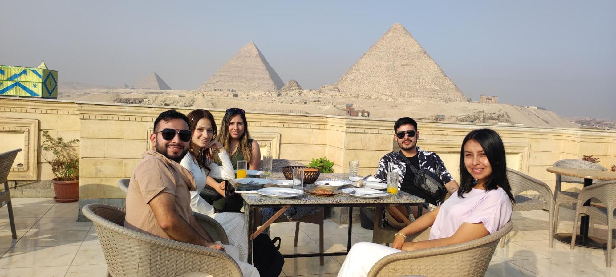 Pyramids Kingdom - Guest House Kafrat al Jabal Экстерьер фото