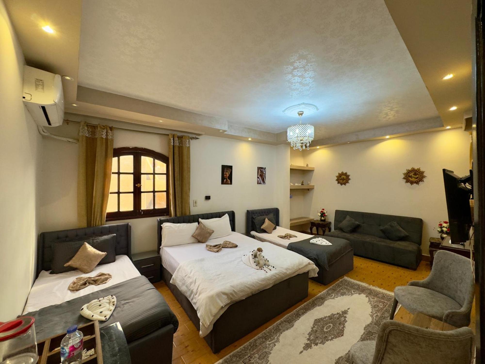 Pyramids Kingdom - Guest House Kafrat al Jabal Экстерьер фото